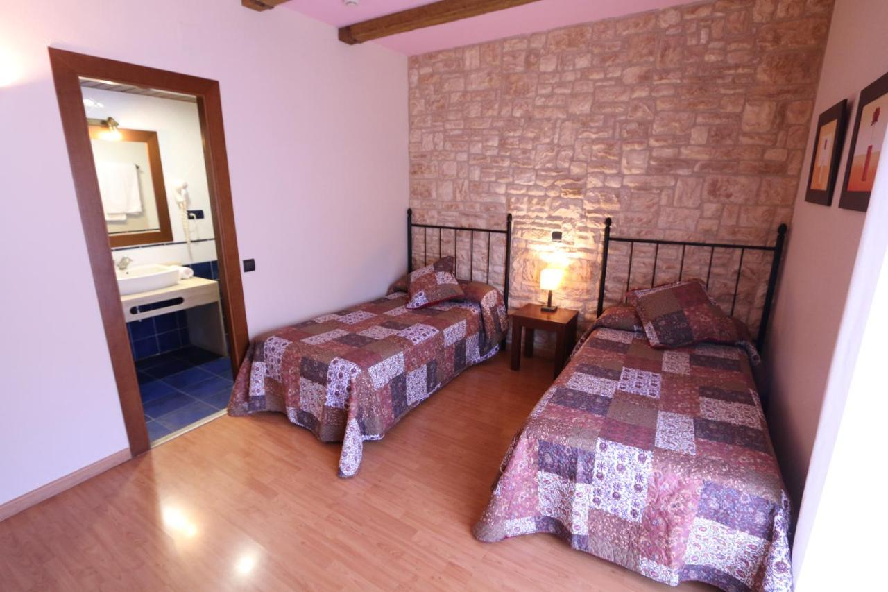 Hostal Del Senglar л’Асплуга-да-Франкулі Екстер'єр фото